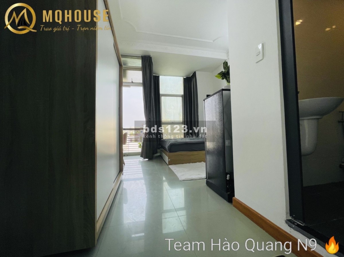 Căn hộ siêu đẹp, Ban công cửa sổ tại CMT8, Quận 10 - Full nội thất