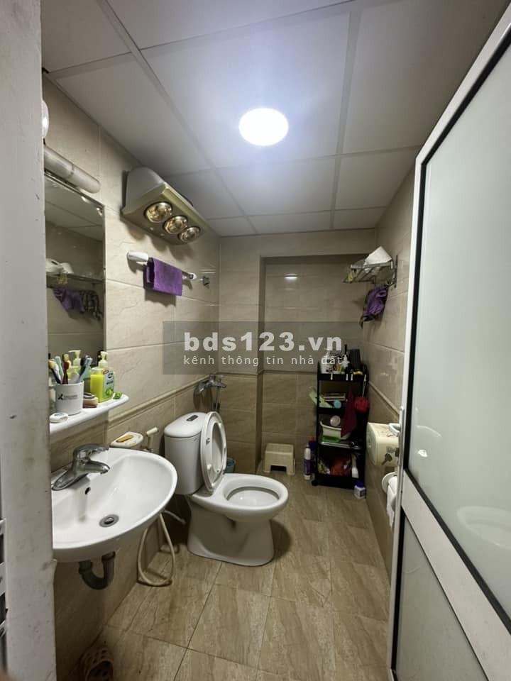 Bán nhà ngõ nông 40m2*5T giá 8.7 tỷ Lê Trọng Tấn, Thanh Xuân