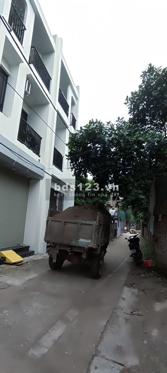 Nhỉnh 3 tỷ có nhà ở ngay oto đỗ cửa cách Đô Nghĩa Yên Nghĩa 15 phút đi xe.