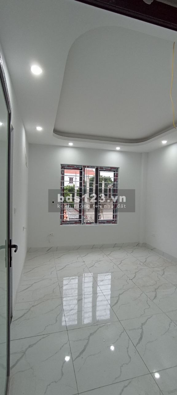 Nhỉnh 3 tỷ có nhà ở ngay oto đỗ cửa cách Đô Nghĩa Yên Nghĩa 15 phút đi xe.