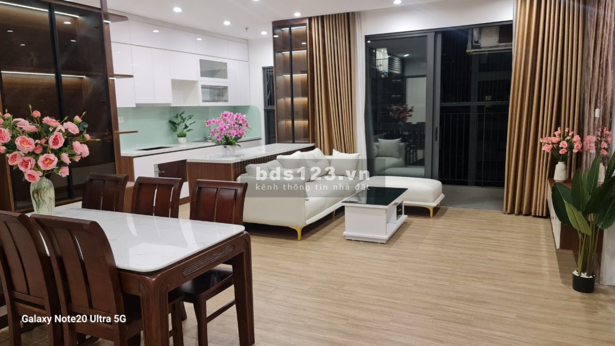 ĐÂY RỒI! Căn 3 ngủ 100m bán 6 tỷ TO ĐÙNG nhất Vinhomes Smart Full đồ sang trọng