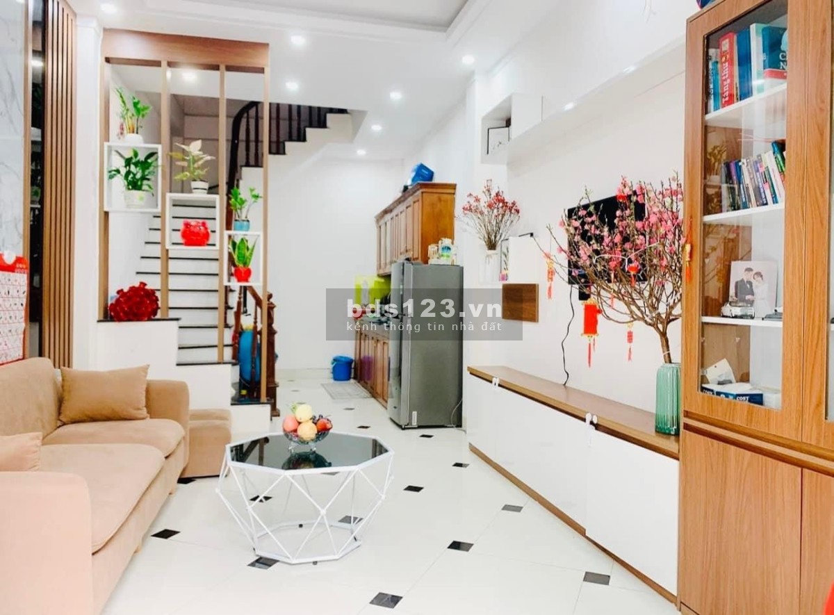 HIẾM CÓ, KHÓ TÌM - NHÀ PHỐ LỤA 33M2 - VÀI BƯỚC RA OTO - MỚI ĐẸP, Ở NGAY CHỈ 6 TỶ 