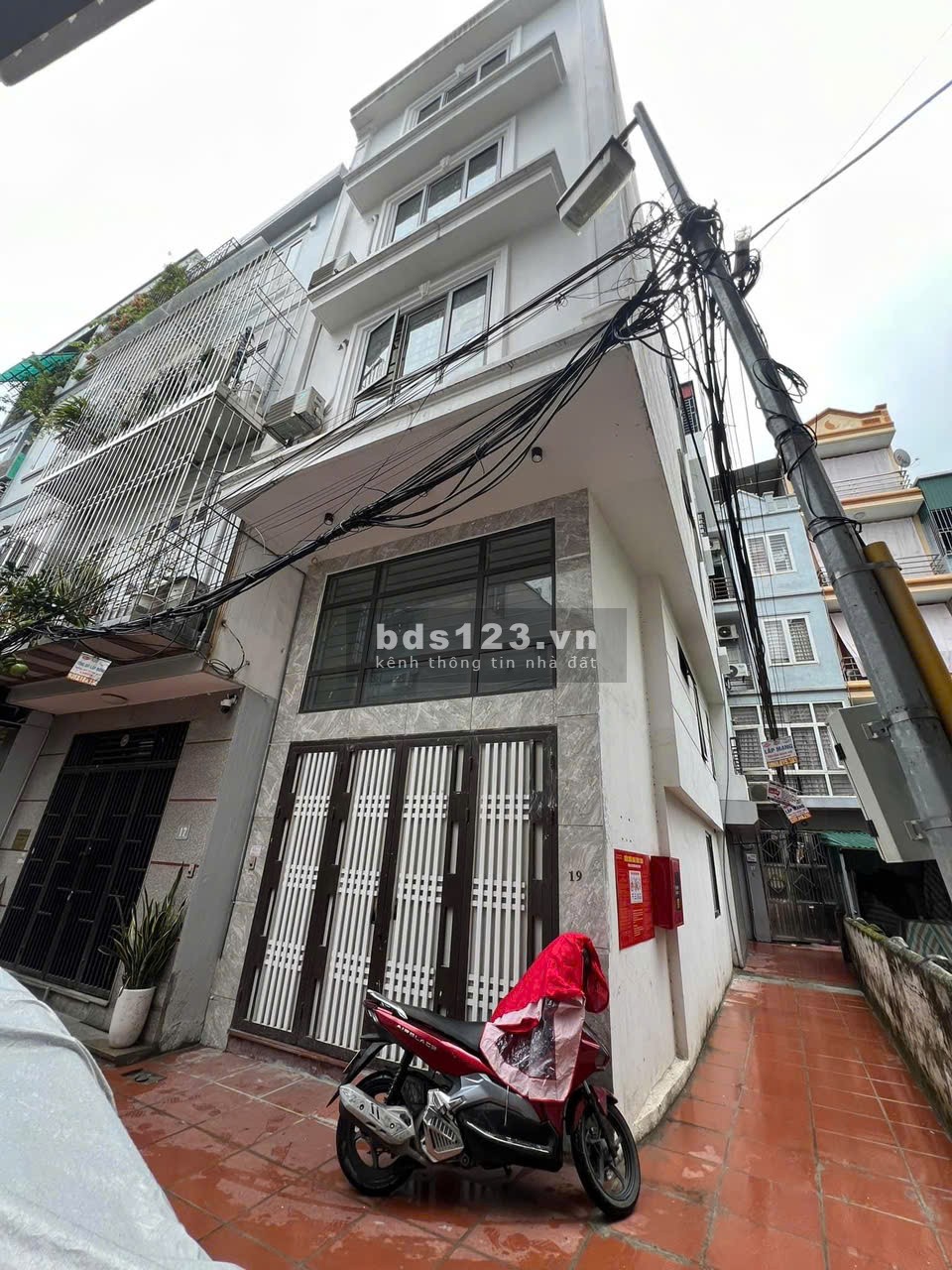 ĐỊNH CÔNG THƯỢNG, HOÀNG MAI, OTO ĐỖ CỬA, LÔ GÓC, GIÁ : 7,6ty. DT: 45m2, 5 Tầng