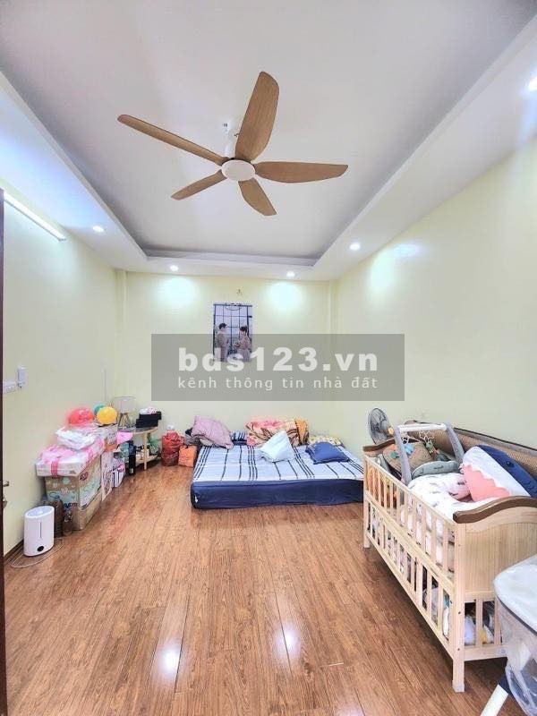 SIÊU PHẨM 40m2 _ GIÁ CHỈ 4.8 TỶ _ TỨ HIỆP THANH TRÌ