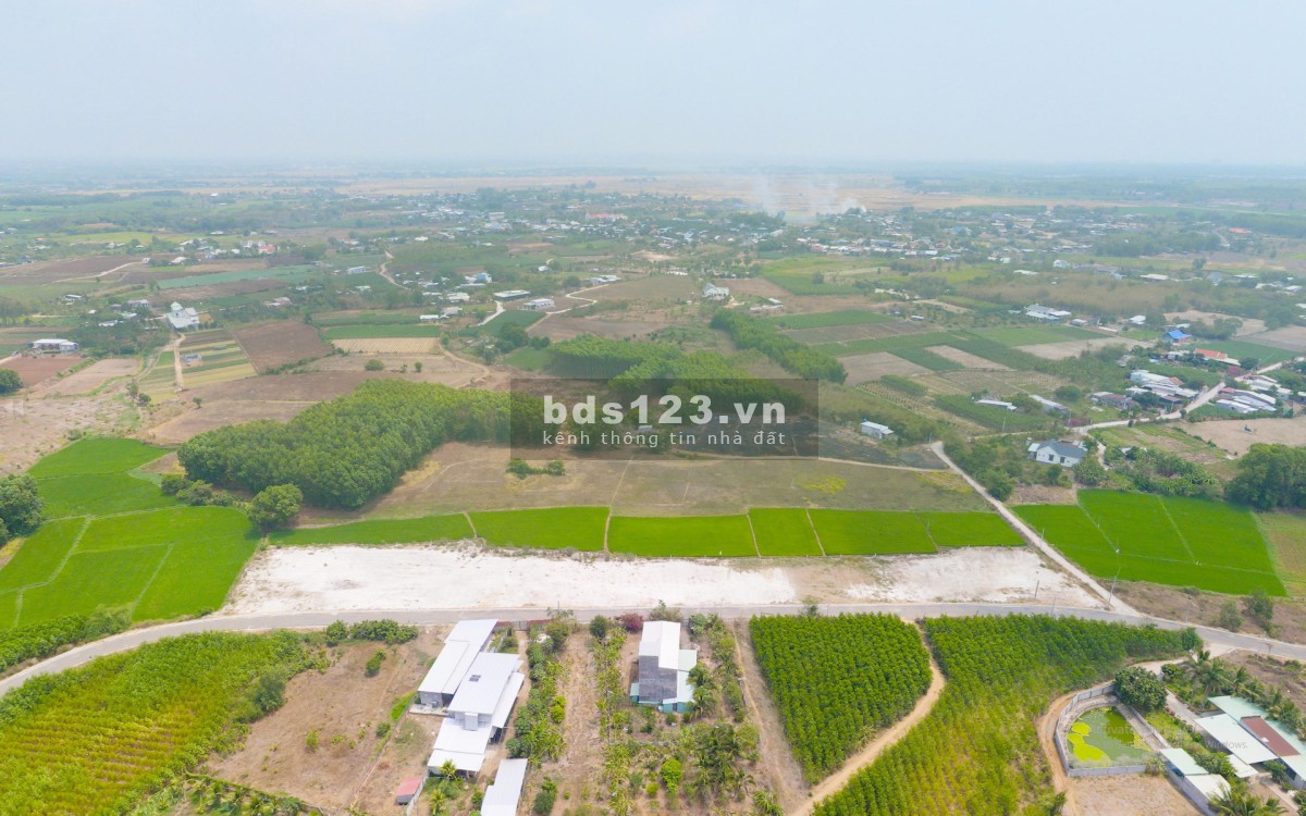 Giá: 1tỷ8- 3tỷ, Sổ đỏ thổ cư, cách QL55 chỉ 12m, Xã Láng Dài, Huyện Đất Đỏ, Tỉnh Bà Rịa-Vũng Tàu