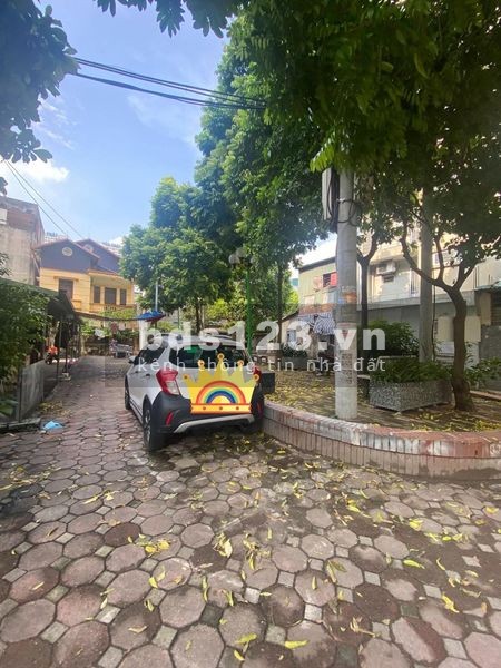 NHÀ 5 TẦNG CỰC CHẤT, TÂN MAI, Ô TÔ ĐẬU SÁT NHÀ, CĂN GÓC 2 MẶT THOÁNG, GIÁ 5,8 TỶ