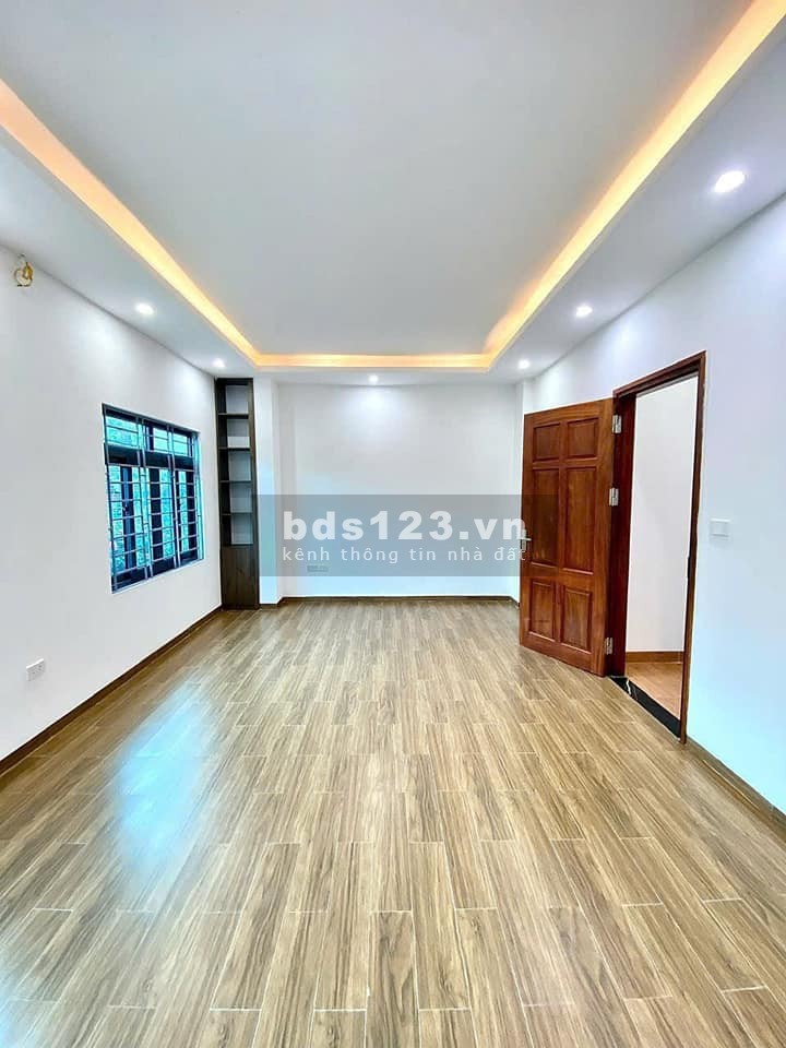 SIÊU PHẨM VĂN TIẾN DŨNG 4,5 TỶ THIẾT KẾ ĐẸP 5 TẦNG x 32M2