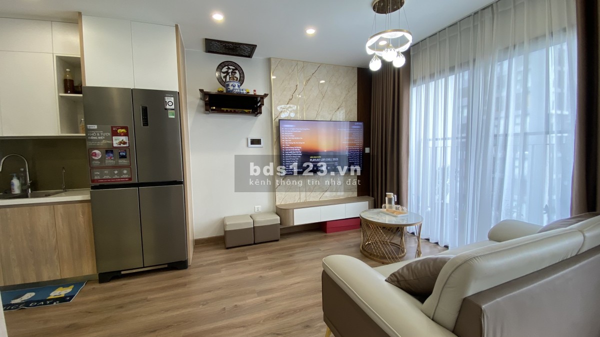 Bán căn hộ 2PN2VS 70m2 đầy đủ nội thất giá 4.6 tỷ bao thuế phí sang tên
