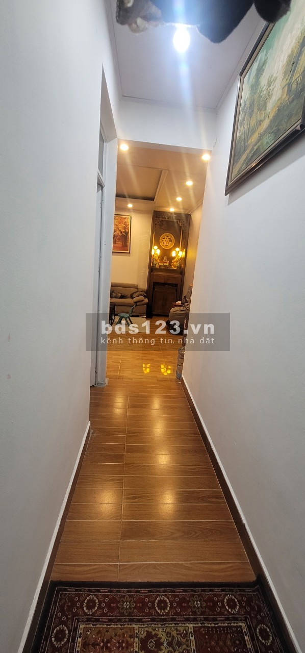 Bán CĂN HỘ CHUNG CƯ, P.Cự Lộc, Ô tô vào 65/120m2 T2 x 4,7 tỷ, Lh 0378411810