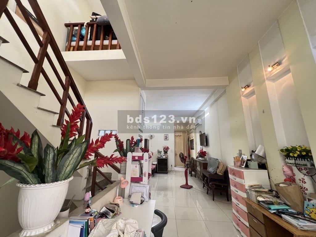 BÁN NHÀ 3 TẦNG, HẺM 8M THÔNG, ĐỐI DIỆN C. VIÊN, SÁT CHỢ LINH TRUNG, 5,1 X 17; CHỈ 10 TỶ.