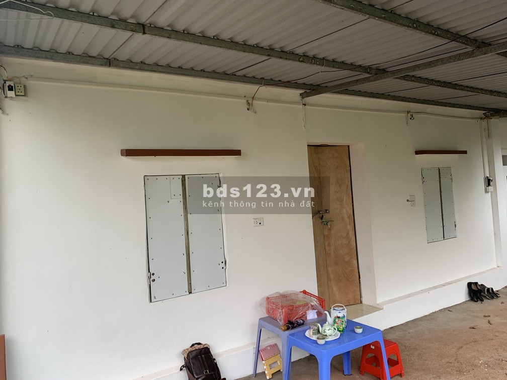 Cho Thuê Nhà có 50m2 nhà, 2000m2 vườn Giá 2,5tr cách TP Bắc Giang ~ 6km