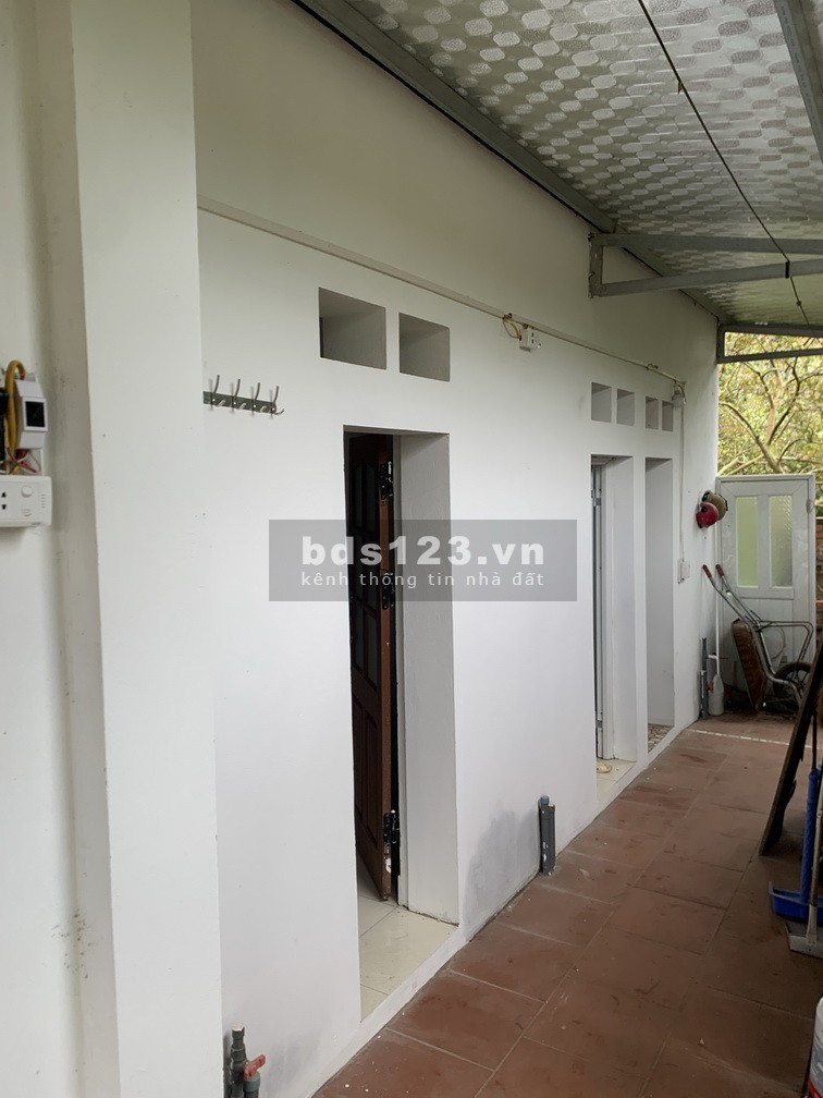 Cho Thuê Nhà có 50m2 nhà, 2000m2 vườn Giá 2,5tr cách TP Bắc Giang ~ 6km