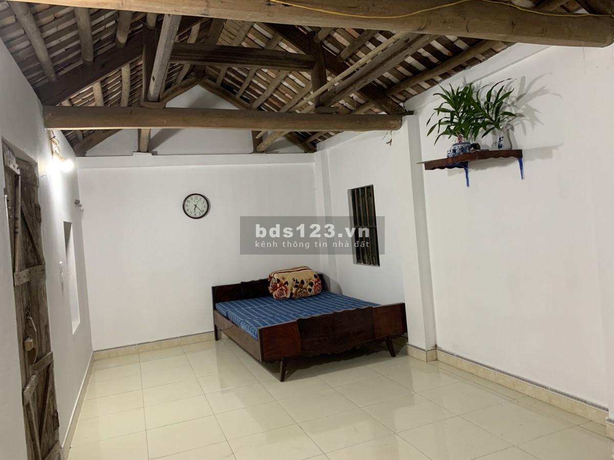 Cho Thuê Nhà có 50m2 nhà, 2000m2 vườn Giá 2,5tr cách TP Bắc Giang ~ 6km