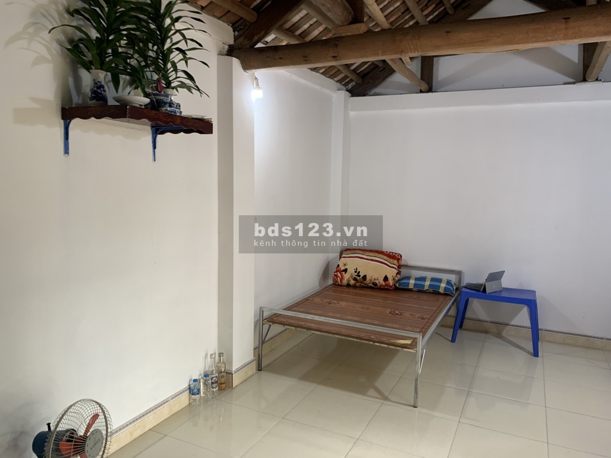Cho Thuê Nhà có 50m2 nhà, 2000m2 vườn Giá 2,5tr cách TP Bắc Giang ~ 6km