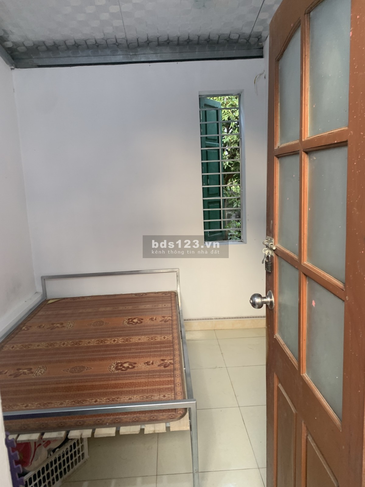 Cho Thuê Nhà có 50m2 nhà, 2000m2 vườn Giá 2,5tr cách TP Bắc Giang ~ 6km