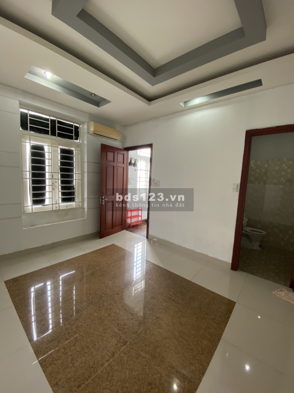 Phòng đẹp 7A/9 Thành Thái, P.14, Quận 10 - Ngay Đại Học BK, Kinh Tế ... (Khoá Vân Tay, giờ tự do)