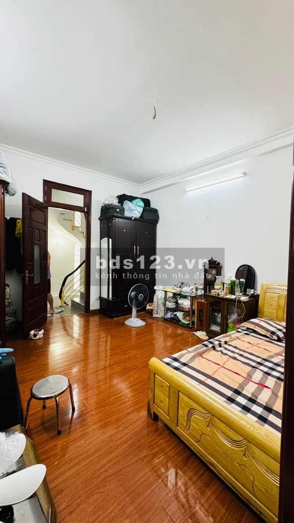 NHÀ KHU VIP VĨNH PHÚC, NGÕ ĐẸP, NHÀ ĐẸP Ở NGAY, CÁCH PHỐ 25M, 40M2, 5 TẦNG, 5.3 TỶ