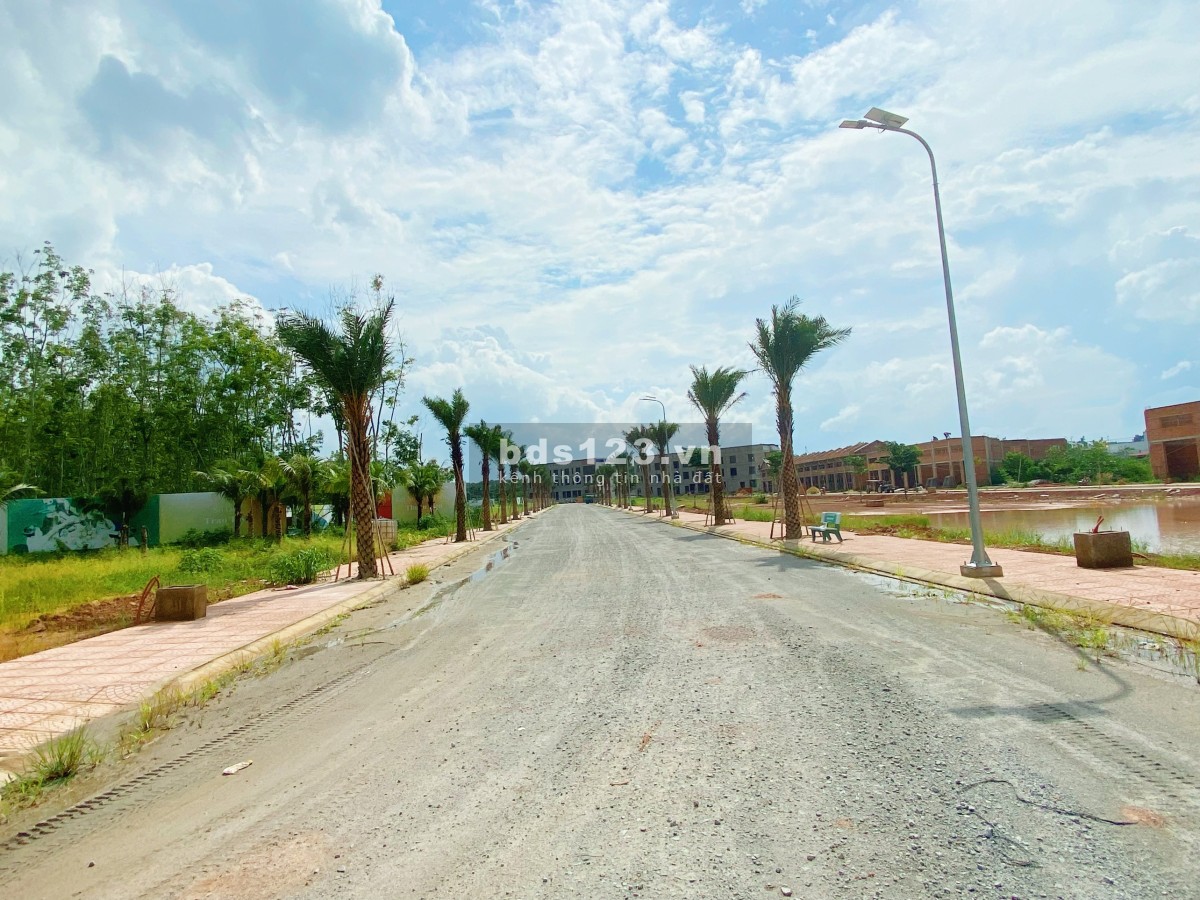 Làm giàu với bất động sản, tại sao không? Sở hữu ngay lô đất nền tại ALANA CITY để nhận ngay ưu đãi