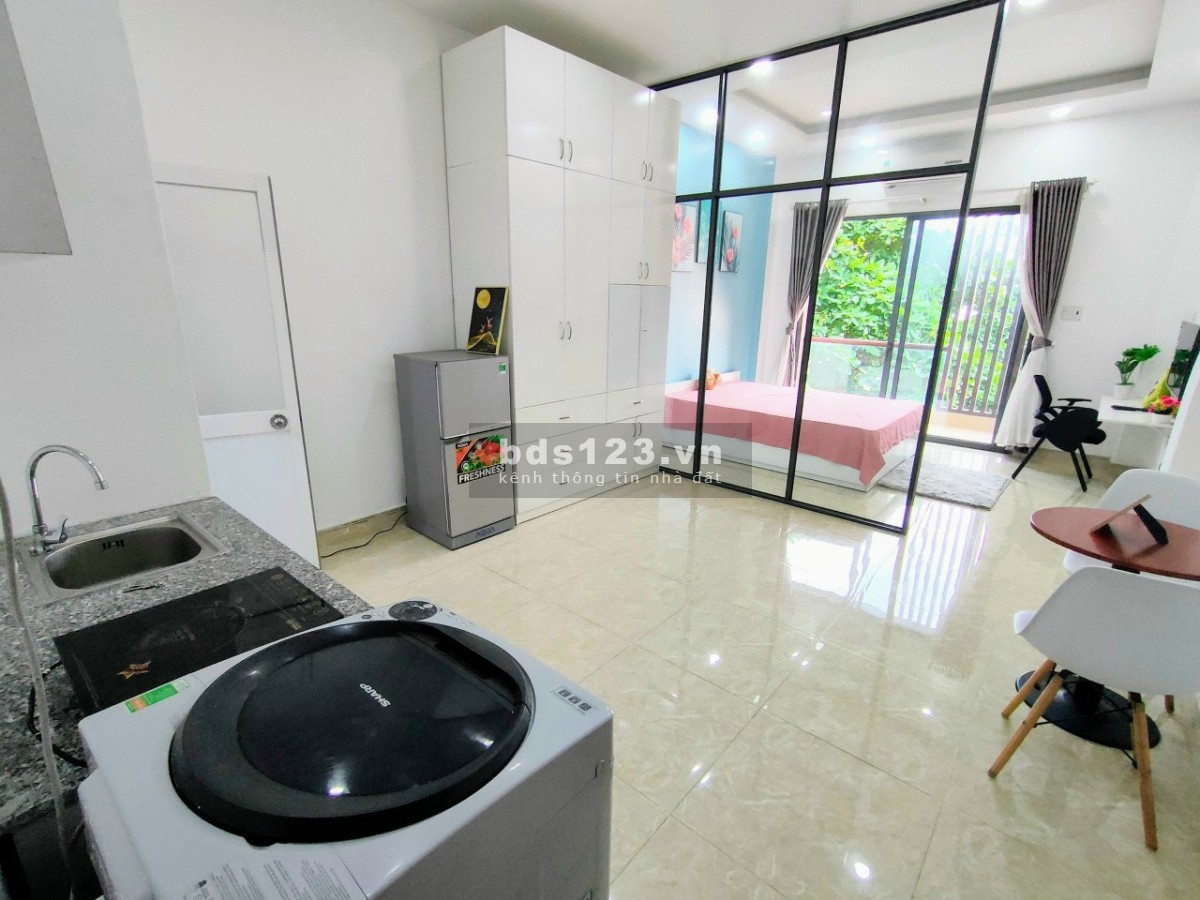 Căn hộ rộng đẹp, Ban công tại Đa Kao, Quận 1 (gần Cầu Bông, vòng xoay Điện Biên Phủ)