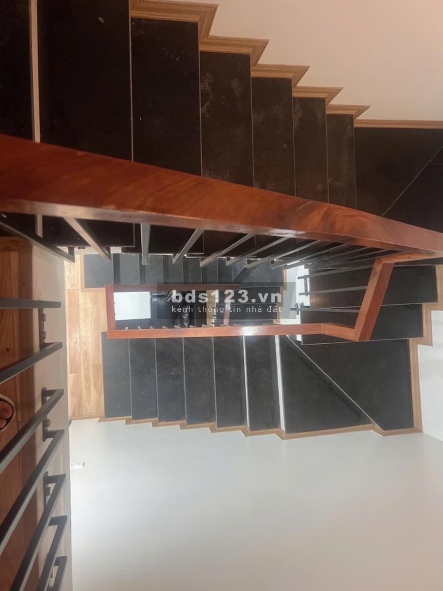 CHỈ HƠN 4 TỶ NHÀ ĐẸP TÂY MỖ NAM TỪ LIÊM, FULL NỘI THẤT MỚI XỊN XÒ, DT : 35M2
