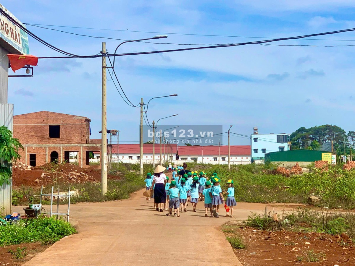 Em cần bán lô đất ở xã Phú Lộc, huyện Krông Năng, tỉnh Đắk Lắk