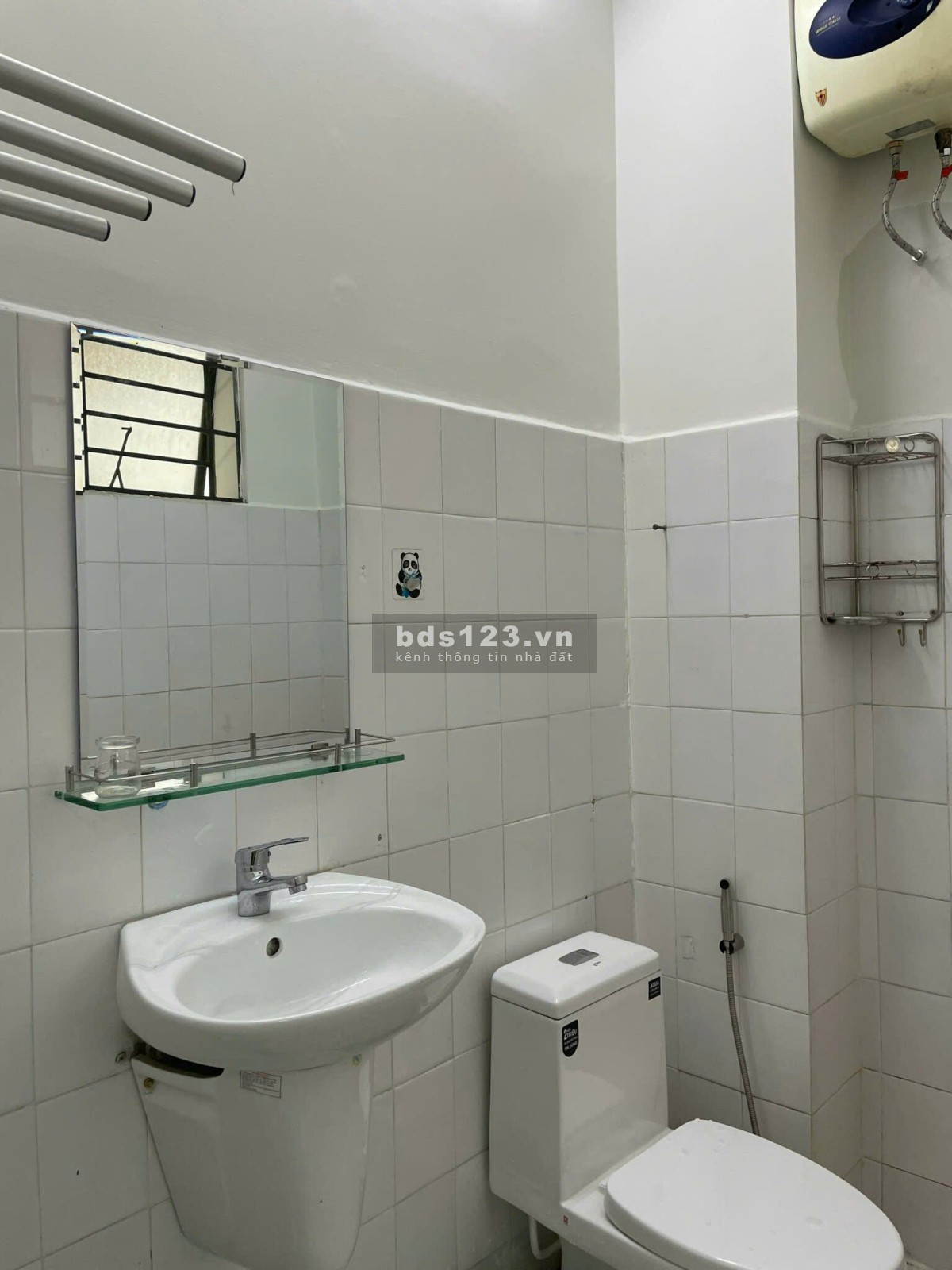Chung Cư Lê Hồng Phong Quận 10 80m2 3PN 2WC NT cơ bản, giá 12tr