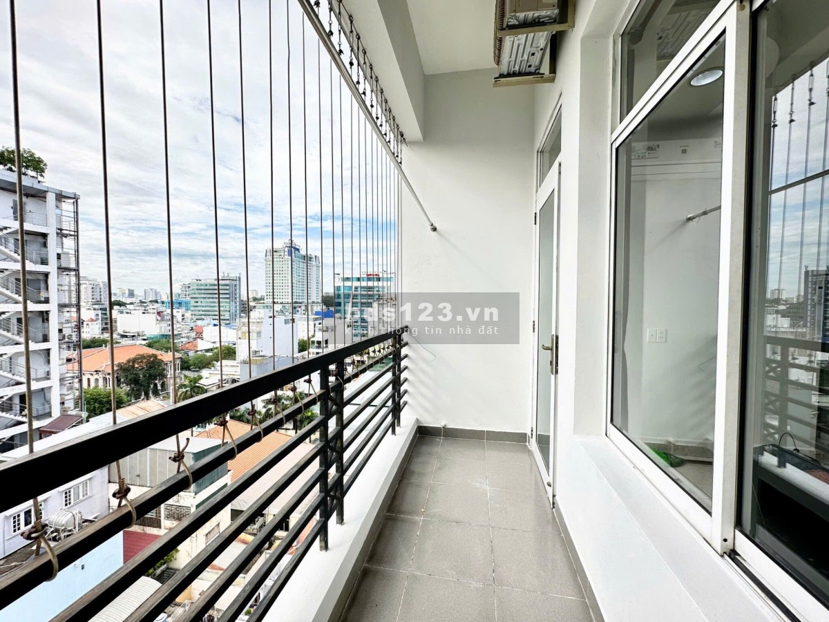 3PN 2WC Ngô Gia Tự Quận 10: 80m2 Giá 11tr5, nhà mới đẹp, ban công mát