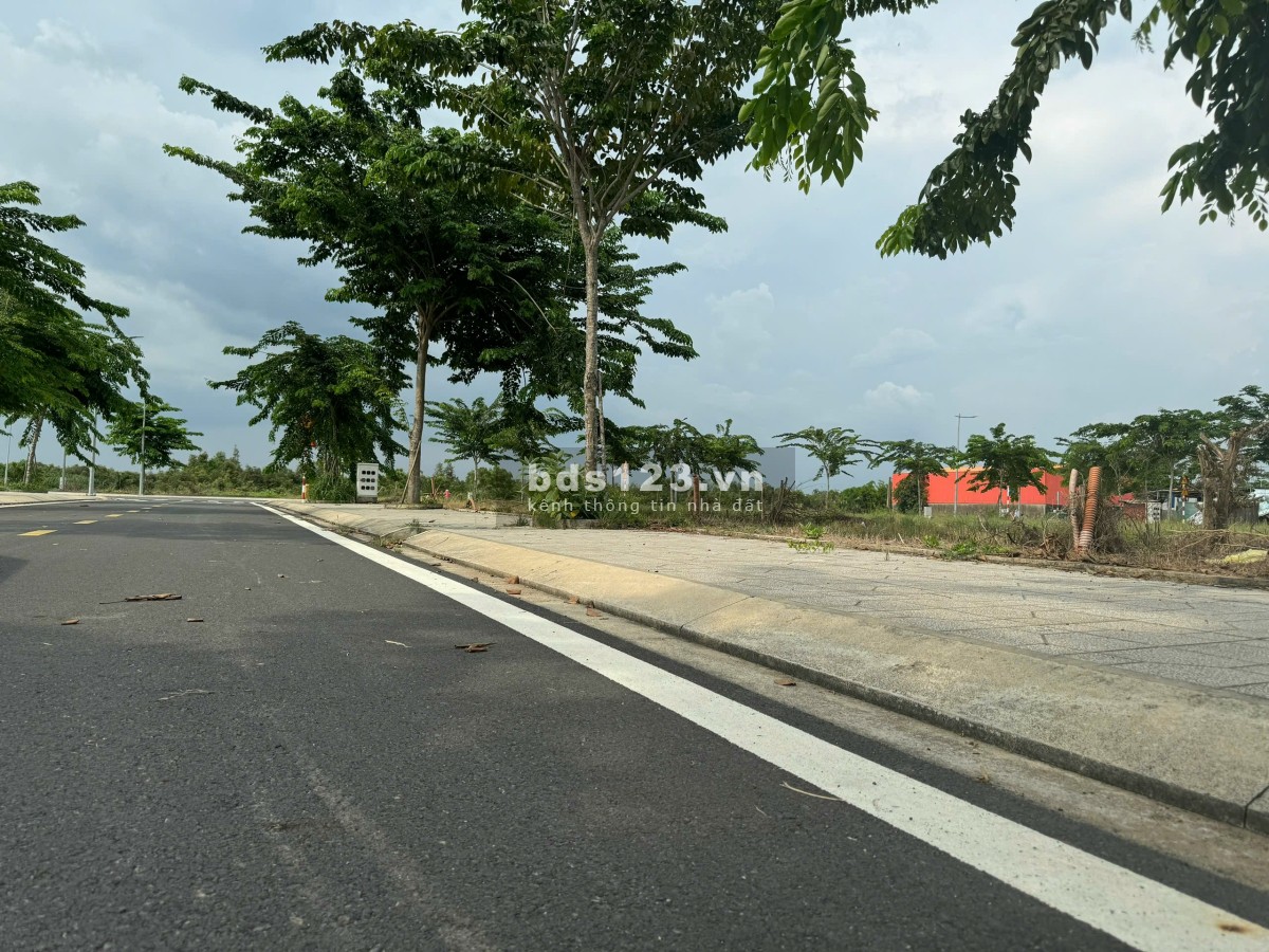 ĐẤT NỀN ĐẦU TƯ TỐT NHẤT GẦN BÌNH CHÁNH - SỔ HỒNG RIÊNG TỪNG NỀN