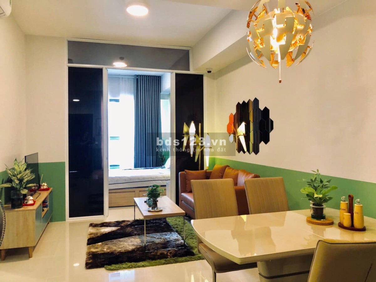 Chung cư Hoa Sen, Lạc Long Quân, Q11: 68m2, 2p ngủ, NT, 10tr/tháng