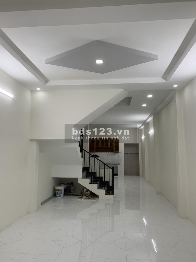 Đường cây cám, nhà DT 4×16M, 3 Phòng ngủ, hẻm 6m thông.