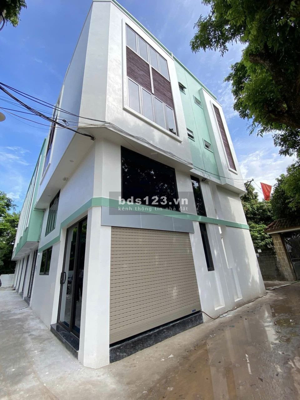 Mở Bán 30 căn giá 1,5-3 tỷ diện tích 30-60m2 ngay cạnh Trường TDTT Phụng Châu cách QL61km