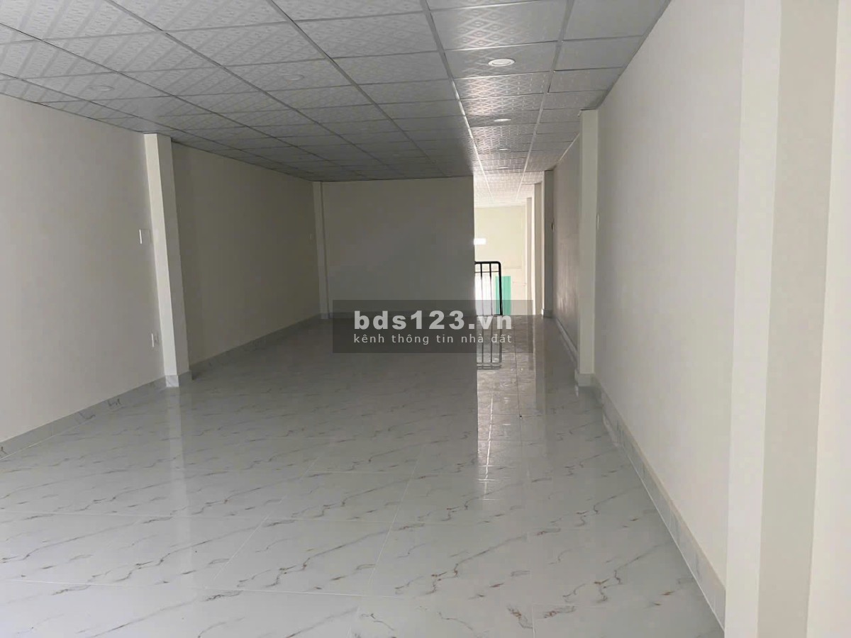 GẤP- BÁN Nhà 120m2, TÂN TẠO - BÌNH TÂN - SHR CÔNG CHỨNG SANG TÊN TRONG NGÀY - GIÁ ƯU ĐÃI