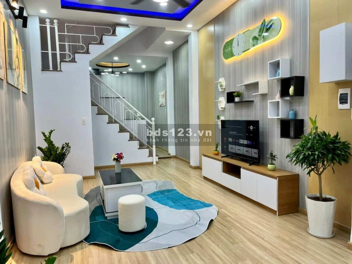 Chủ gửi bán nhà mặt tiền Cù Chính Lan đoạn đầu, kinh doanh sầm uất giá rẻ