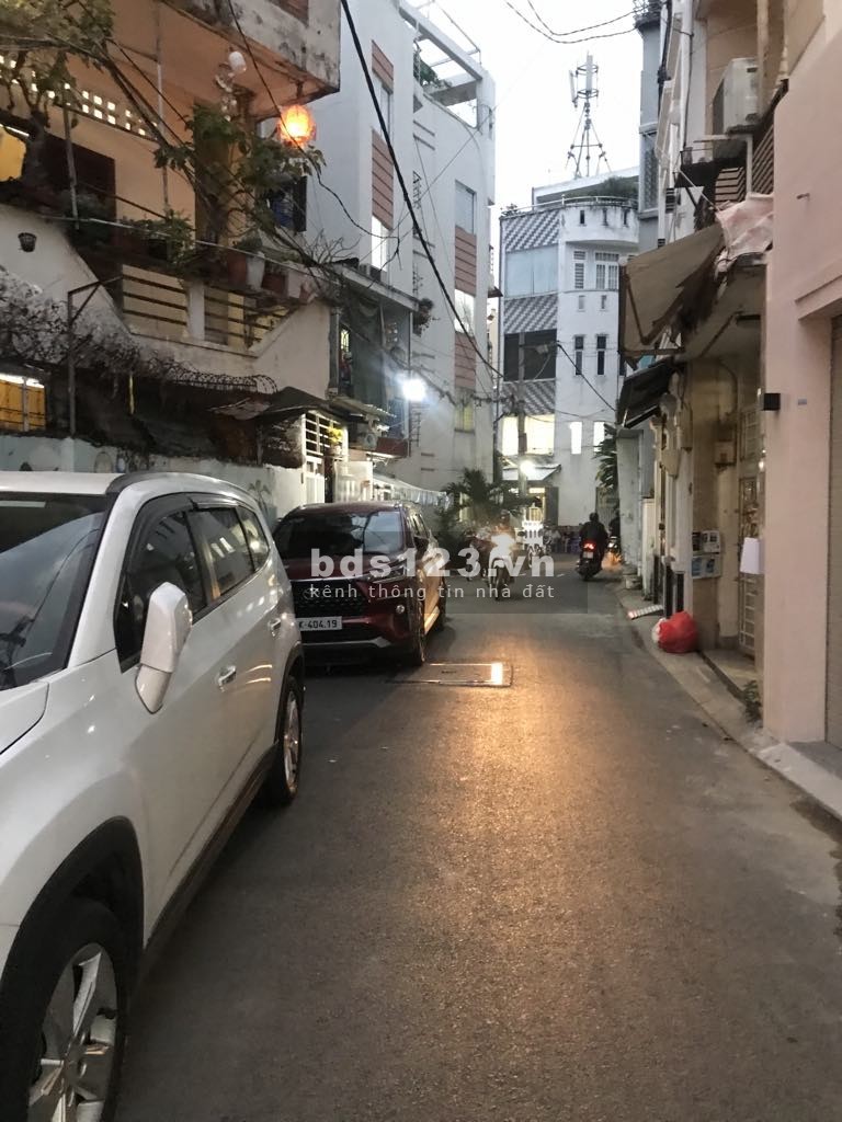  KHU VIP PHÚ NHUẬN - HXH ĐỖ CỬA - 33M2 - 2 Lầu - ĐOÀN THỊ ĐIỂM .
