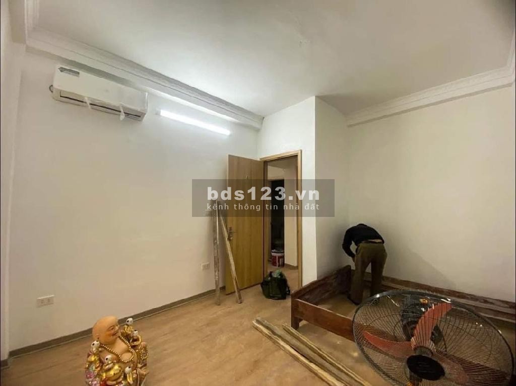 Nhà Đẹp. Vị trí trung tâm. Giá tốt trong khu vực
