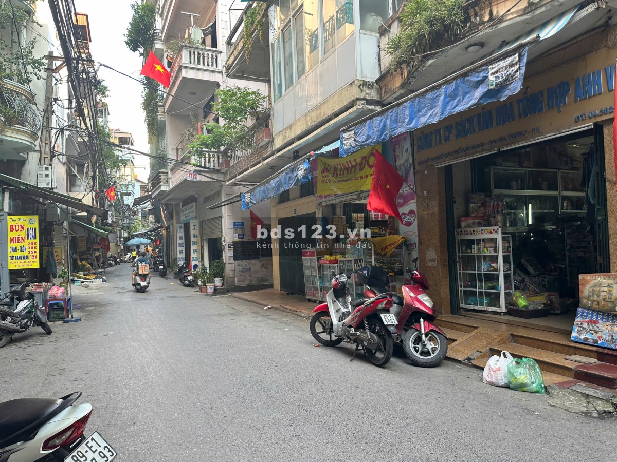 Bán nhà VIP ô tô vào Dt 61m giá rẻ tại Kim Ngưu - HBT