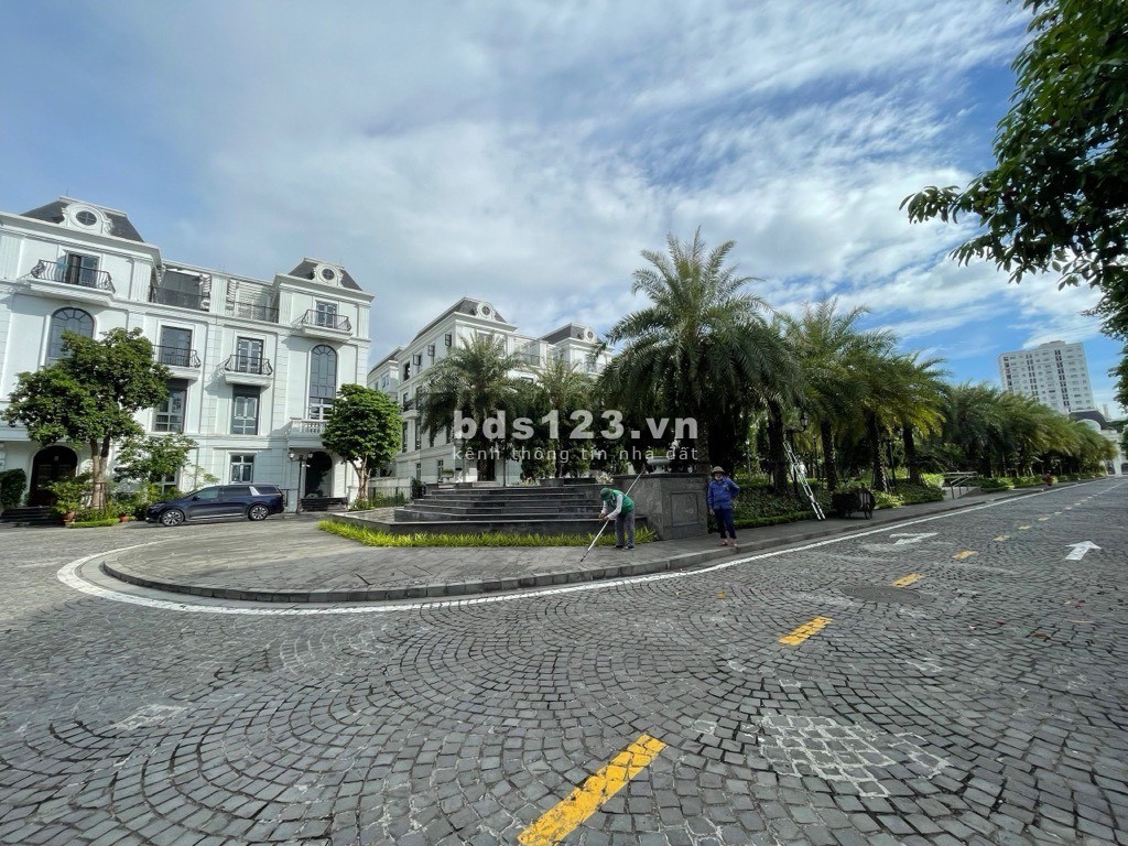 Biệt Thự Nhà Vườn Elegant Park Villa Thạch Bàn. 375M x 4T, Lô Góc, Đầu Hồi 3 Mặt Tiền. Giá 100 Tỷ