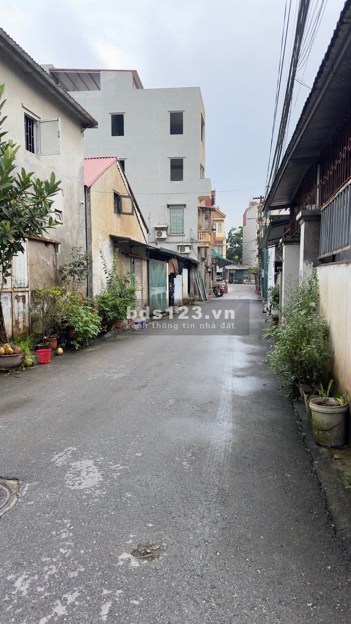Đất Thạch Bàn, Long Biên. 94M x MT 6M, Ô Tô Vào Đất. Giá 90TR/M