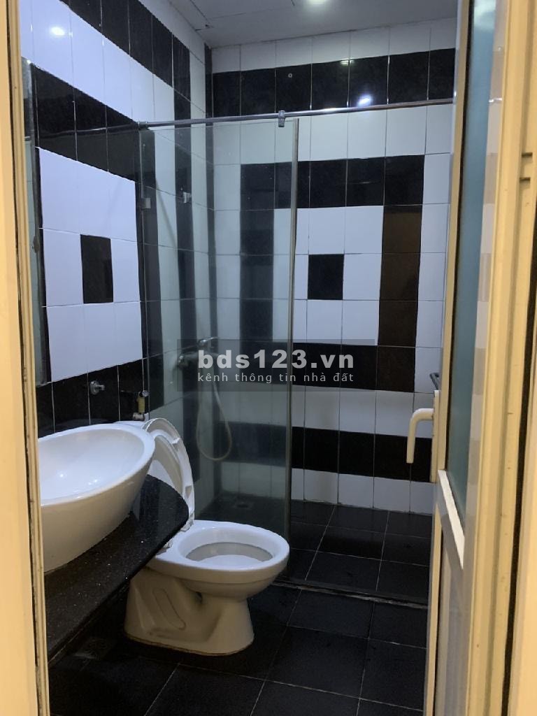 BÁN NHÀ NGHỈ MP PHỐ NGHI TÀM, YÊN PHỤ, TÂY HỒ. CƠ HỘI ĐTKD ĐÓN SÓNG CẦU TỨ LIÊN CHỈ 21,8 tỷ