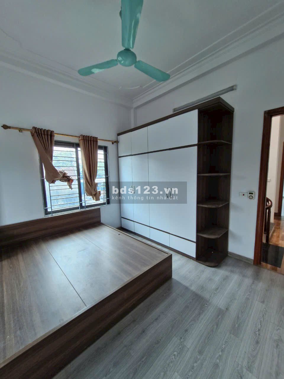 Nhà độc lập 55m2, bàn giao Full nội thất, Oto đỗ cửa, giá chỉ có 3.4 tỷ, ra Đô Nghĩa- Yên Nghĩa 3km.