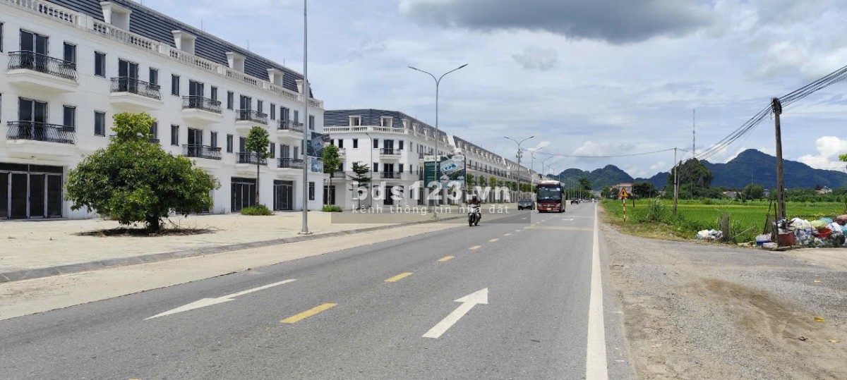 Đất Liền kề chỉ 235 triệu sở hữu lô dất 174m2 mặt tiền 7m gần khu đô thị XanhTT Hàng Trạm yên Thủy