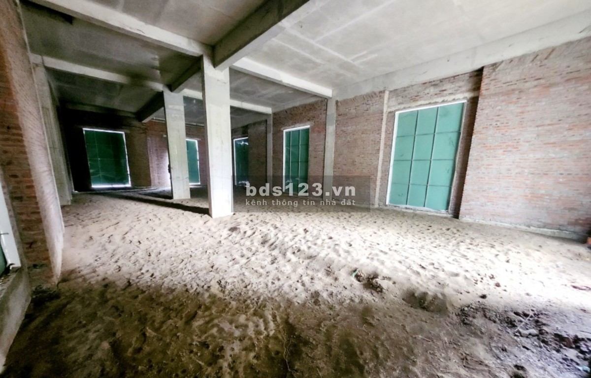 BÁN GẤP BIỆT THỰ ĐƠN LẬP - 460m2 - VIEW HỒ SEN - CHỦ GIẢM 14 TỶ so với giá Mua- Vinhomes Grand Park.