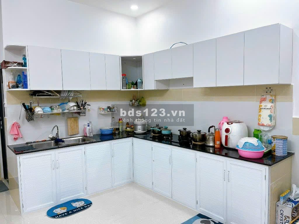 Giá 3,75 Tỷ, 72m2, Ngang 4, Hẻm Oto, Đường Gò Xoài, Bình Tân