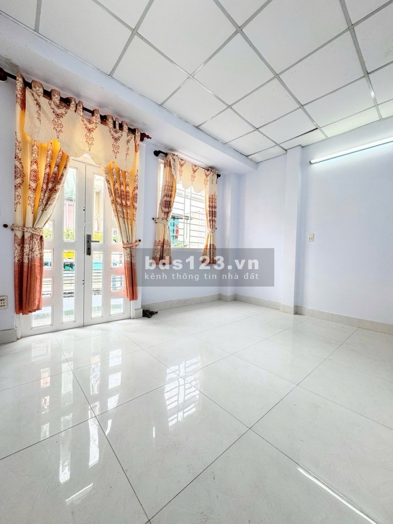 HÀNG SIÊU ĐẦU TƯ - SIÊU PHẨM 2 TẦNG - 3PN - GẦN MÃ LÒ - SÁT MT - CHỈ NHỈNH 3 TỶ