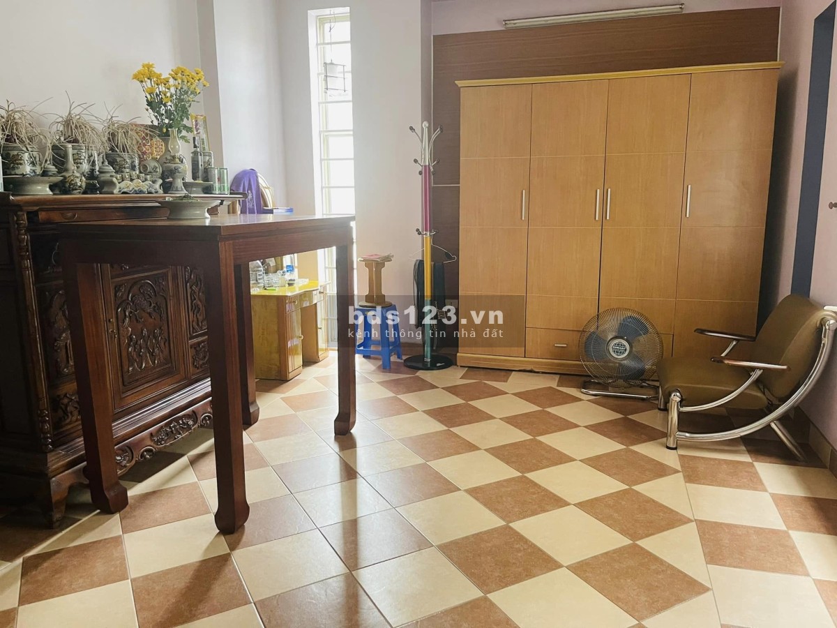 MỘT CĂN NHÀ SIÊU HIẾM - Mặt ngõ kinh doanh tốt - ô tô qua nhà - ngõ thông tứ tung - dân xây kiên cố