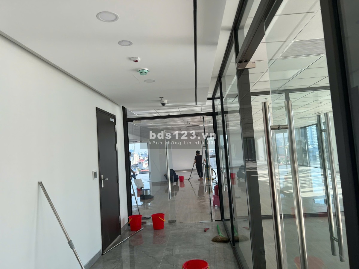 Cho Thuê Sàn Văn Phòng 700m2 Thông Sàn Quận Đống Đa