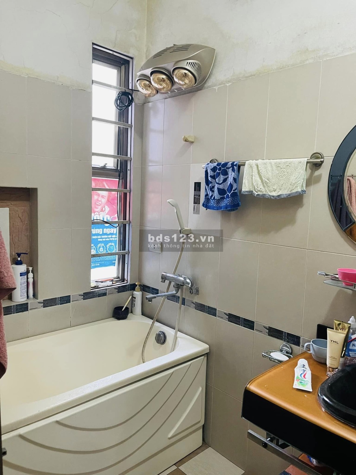 MỘT CĂN NHÀ SIÊU HIẾM - Mặt ngõ kinh doanh tốt - ô tô qua nhà - ngõ thông tứ tung - dân xây kiên cố