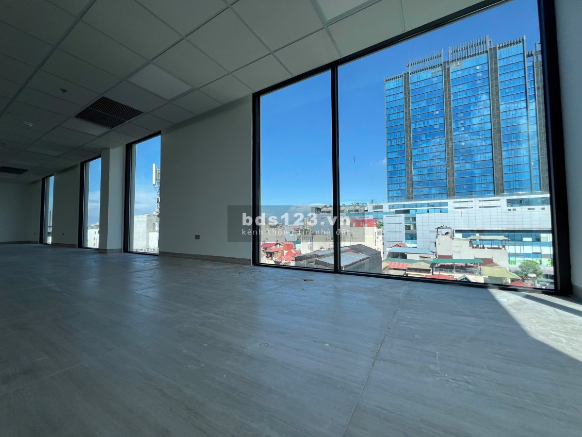 Cho Thuê Sàn Văn Phòng 700m2 Thông Sàn Quận Đống Đa