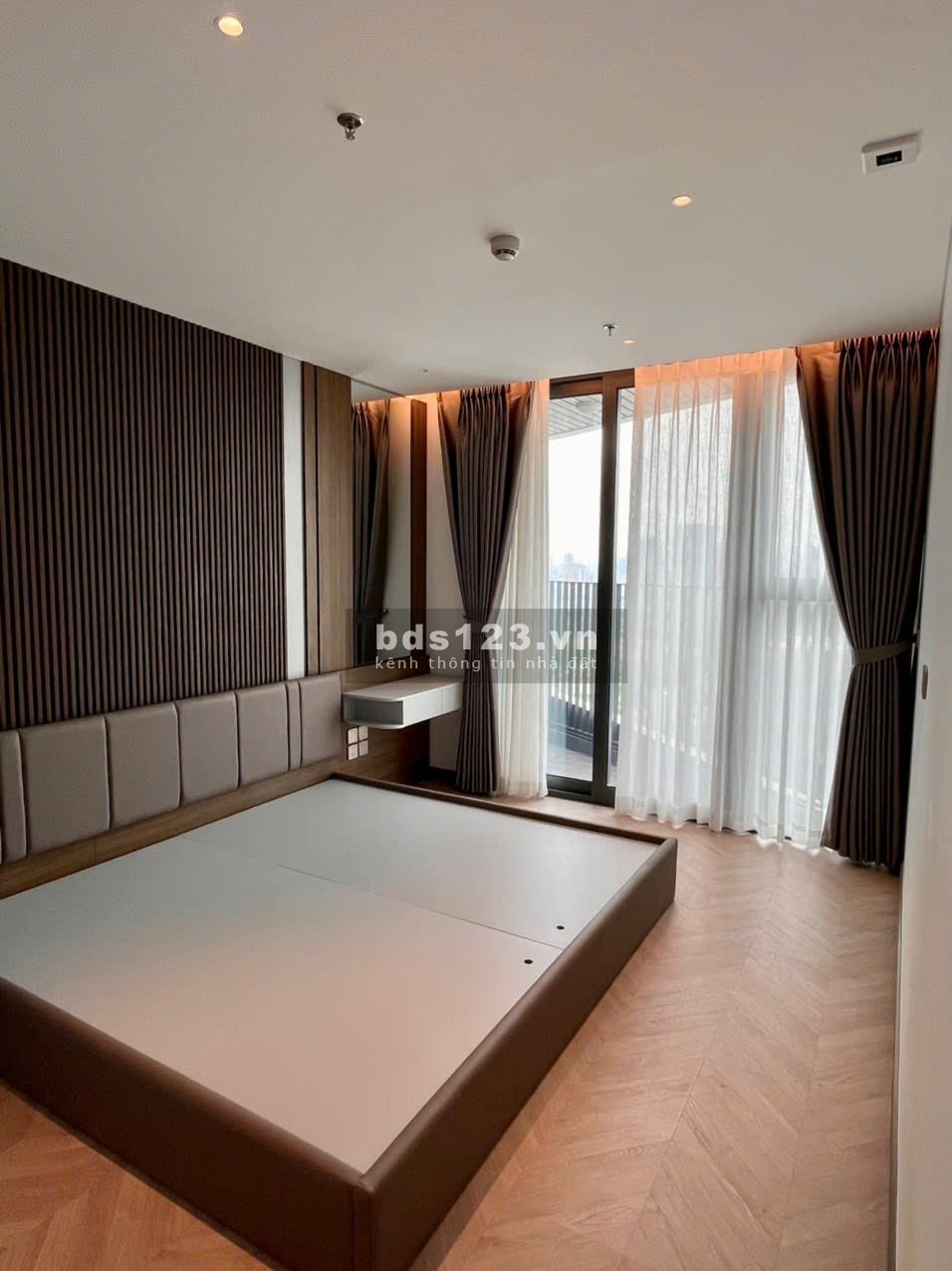 [HIẾM] Bán căn hộ 3 ngủ N01T6 Ngoại Giao Đoàn, diện tích 126,8 m2, giá 14,5 tỷ