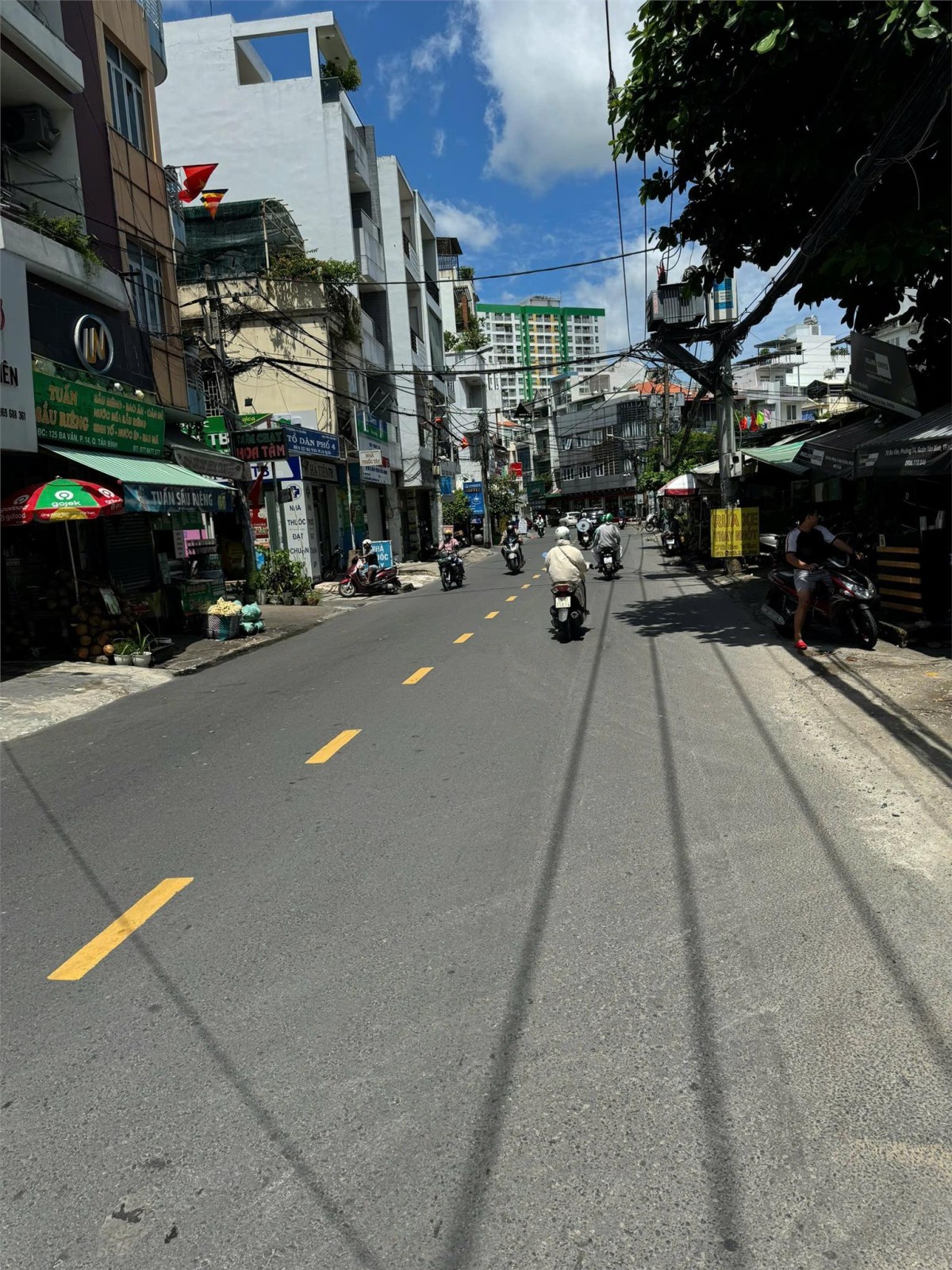 Bán nhà mặt tiền Ba Vân, phường 14 Tân Bình; (4*18) vuông, không lỗi